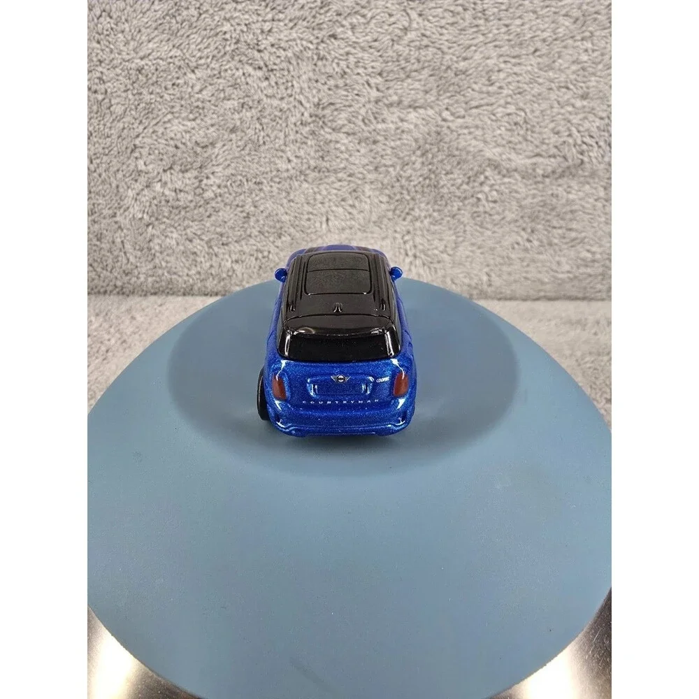 Maisto 1/64 diecast blue mini cooper countryman loose toy vehicle